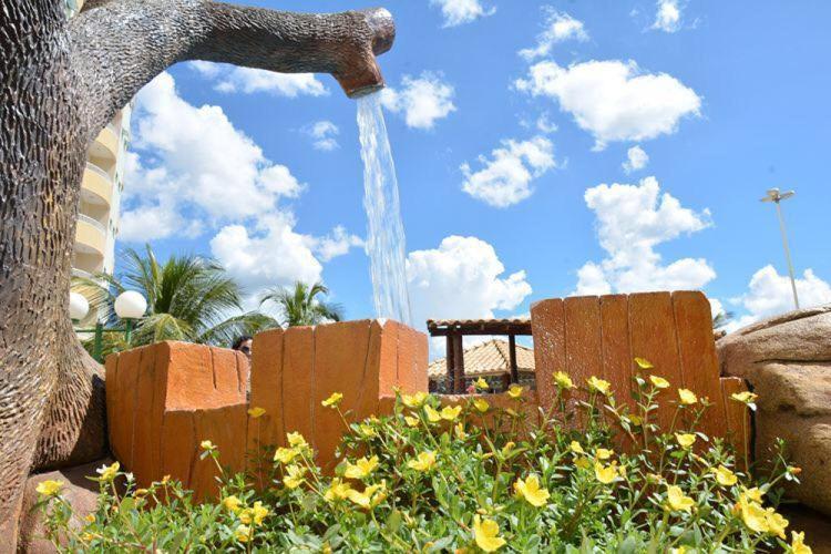 Apartment Hidro Relax: Luxo Com Piscinas E Internet