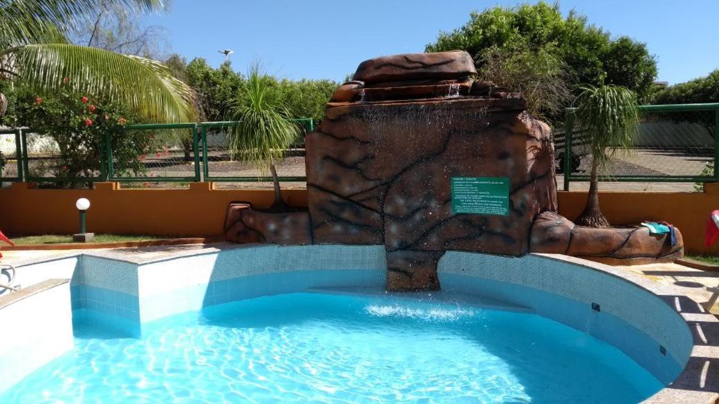 Apartment Hidro Relax: Luxo Com Piscinas E Internet Caldas Novas